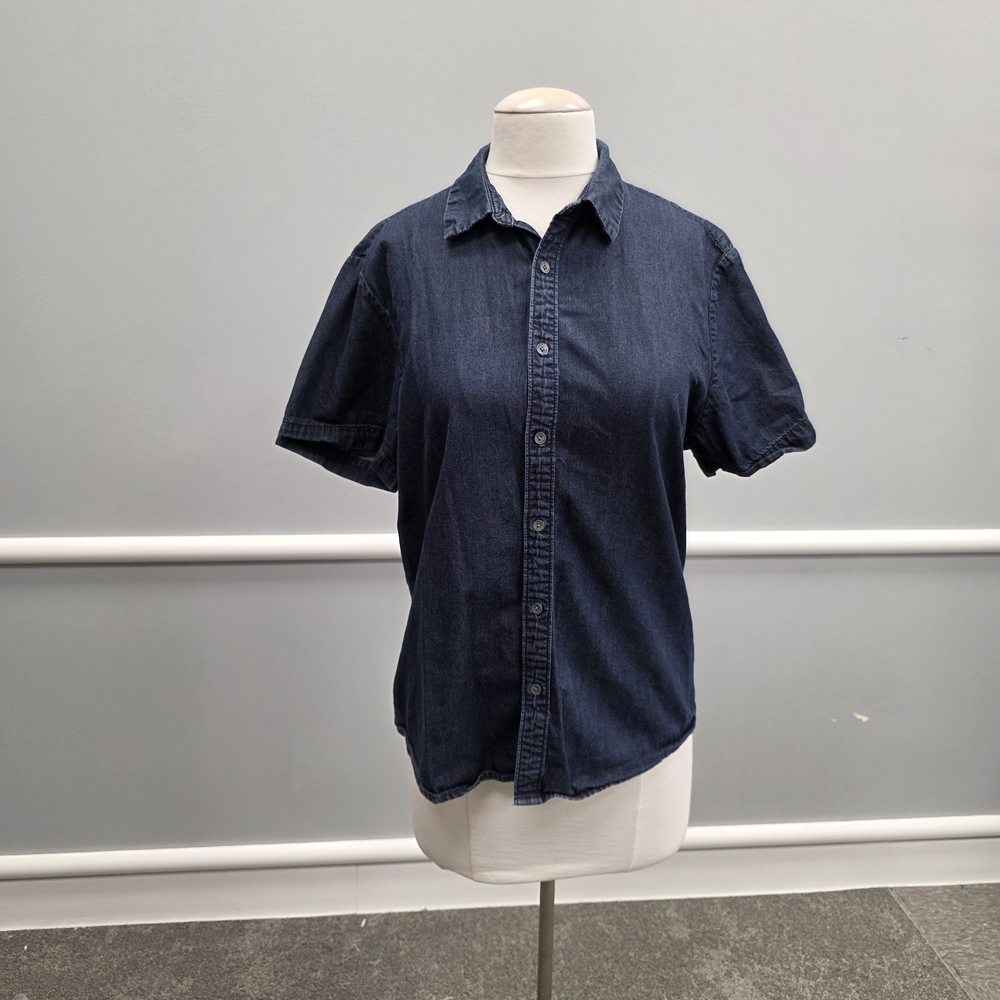 Guess Men's Dark Blue Casual Button Down Shirt